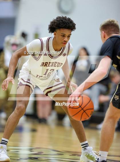Thumbnail 1 in Lebanon vs. Brebeuf Jesuit Preparatory (IHSAA Class 3A Boys Sectional Round 1) photogallery.