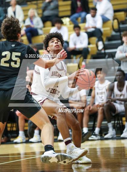 Thumbnail 3 in Lebanon vs. Brebeuf Jesuit Preparatory (IHSAA Class 3A Boys Sectional Round 1) photogallery.