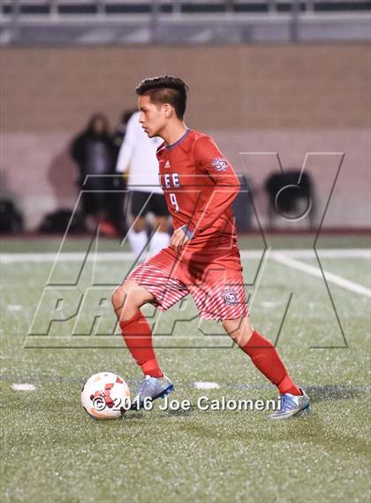 Thumbnail 1 in Clark vs Lee [Robert E.] (6A Region 4 Area) photogallery.