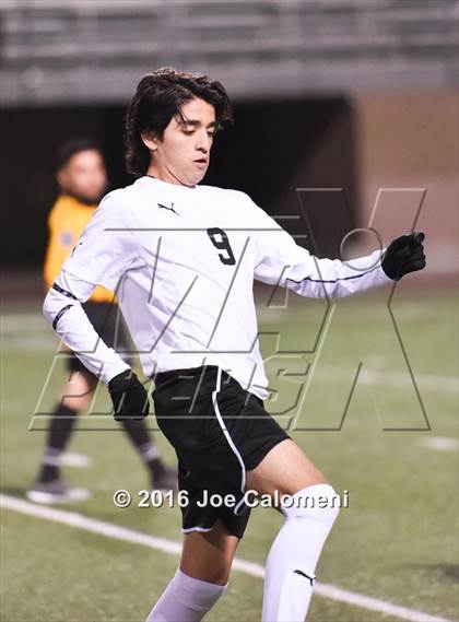 Thumbnail 2 in Clark vs Lee [Robert E.] (6A Region 4 Area) photogallery.
