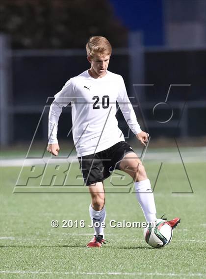 Thumbnail 3 in Clark vs Lee [Robert E.] (6A Region 4 Area) photogallery.