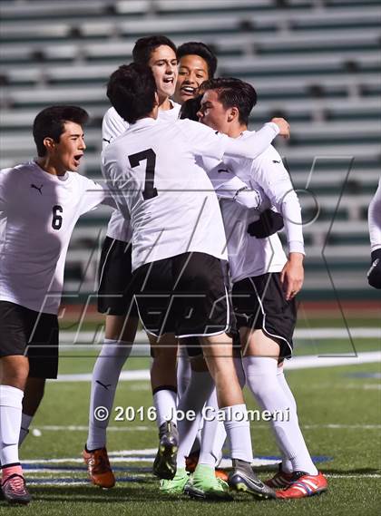 Thumbnail 3 in Clark vs Lee [Robert E.] (6A Region 4 Area) photogallery.