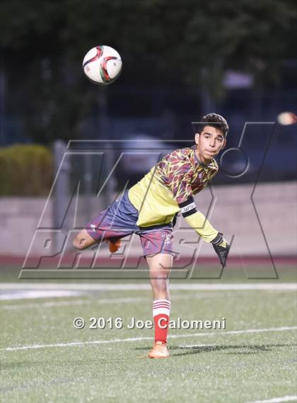 Thumbnail 1 in Clark vs Lee [Robert E.] (6A Region 4 Area) photogallery.