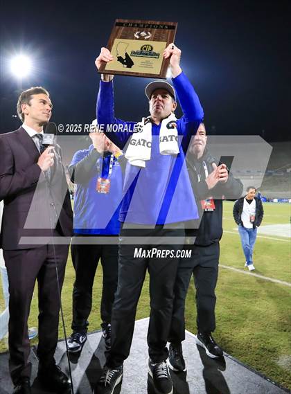 Thumbnail 1 in Centennial vs Santa Margarita (CIF SS Division 1 Final) photogallery.