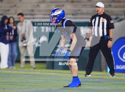 Thumbnail 2 in Centennial vs Santa Margarita (CIF SS Division 1 Final) photogallery.