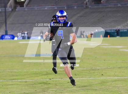 Thumbnail 2 in Centennial vs Santa Margarita (CIF SS Division 1 Final) photogallery.