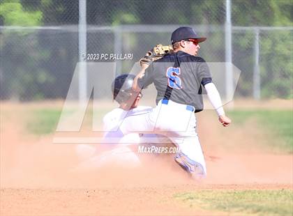 Thumbnail 2 in Folsom @ Oak Ridge photogallery.