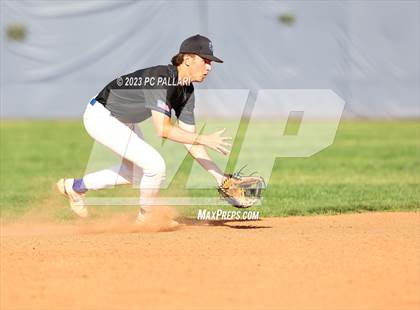 Thumbnail 2 in Folsom @ Oak Ridge photogallery.