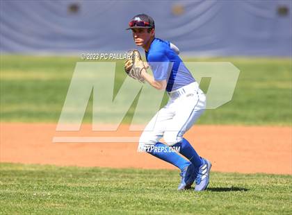 Thumbnail 2 in Folsom @ Oak Ridge photogallery.