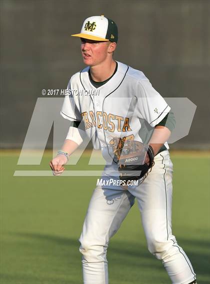 Thumbnail 2 in Mira Costa vs Huntington Beach (Boras Classic South) photogallery.
