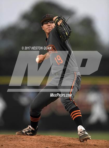 Thumbnail 2 in Mira Costa vs Huntington Beach (Boras Classic South) photogallery.