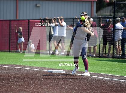 Thumbnail 1 in Columbus vs Hallettsville (UIL 3A Regional Final) Game 2 photogallery.