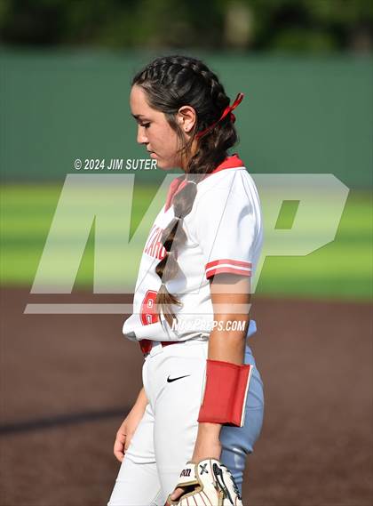 Thumbnail 2 in Columbus vs Hallettsville (UIL 3A Regional Final) Game 2 photogallery.