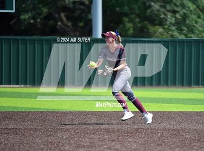 Thumbnail 1 in Columbus vs Hallettsville (UIL 3A Regional Final) Game 2 photogallery.