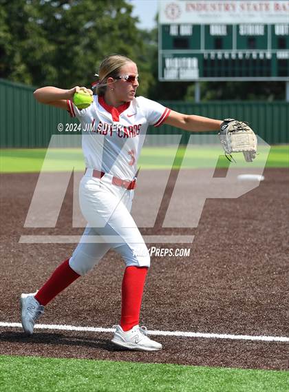Thumbnail 2 in Columbus vs Hallettsville (UIL 3A Regional Final) Game 2 photogallery.