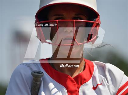 Thumbnail 2 in Columbus vs Hallettsville (UIL 3A Regional Final) Game 2 photogallery.