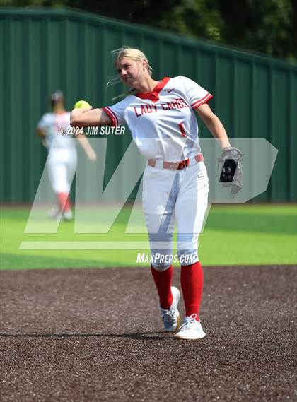 Thumbnail 1 in Columbus vs Hallettsville (UIL 3A Regional Final) Game 2 photogallery.