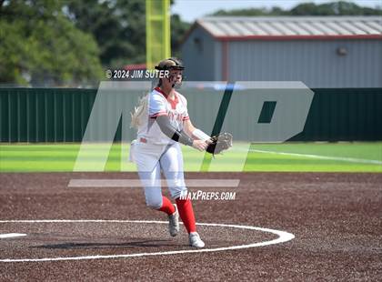 Thumbnail 3 in Columbus vs Hallettsville (UIL 3A Regional Final) Game 2 photogallery.