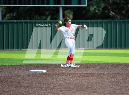 Thumbnail 2 in Columbus vs Hallettsville (UIL 3A Regional Final) Game 2 photogallery.