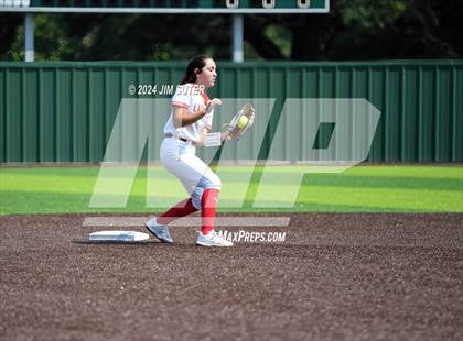 Thumbnail 3 in Columbus vs Hallettsville (UIL 3A Regional Final) Game 2 photogallery.