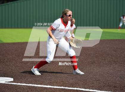 Thumbnail 2 in Columbus vs Hallettsville (UIL 3A Regional Final) Game 2 photogallery.