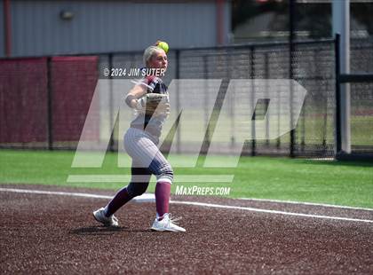 Thumbnail 1 in Columbus vs Hallettsville (UIL 3A Regional Final) Game 2 photogallery.