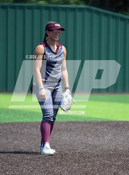 Thumbnail 1 in Columbus vs Hallettsville (UIL 3A Regional Final) Game 2 photogallery.