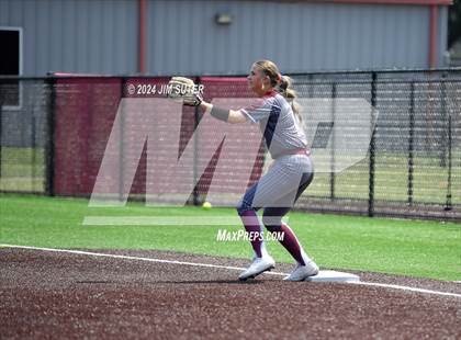 Thumbnail 1 in Columbus vs Hallettsville (UIL 3A Regional Final) Game 2 photogallery.