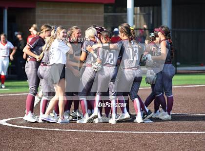 Thumbnail 3 in Columbus vs Hallettsville (UIL 3A Regional Final) Game 2 photogallery.