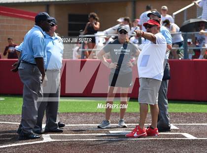 Thumbnail 2 in Columbus vs Hallettsville (UIL 3A Regional Final) Game 2 photogallery.