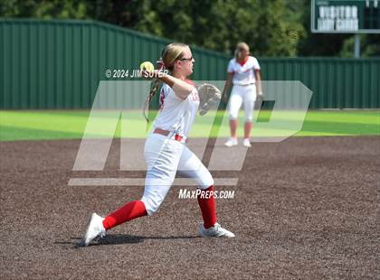 Thumbnail 2 in Columbus vs Hallettsville (UIL 3A Regional Final) Game 2 photogallery.