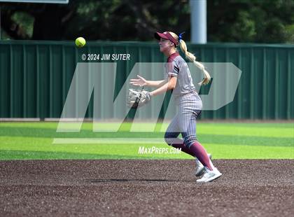 Thumbnail 3 in Columbus vs Hallettsville (UIL 3A Regional Final) Game 2 photogallery.