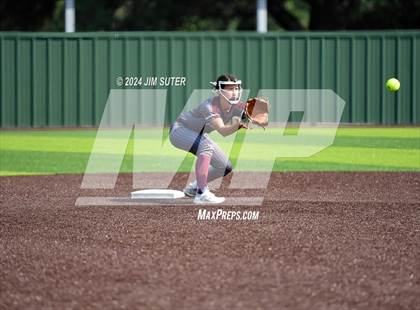 Thumbnail 2 in Columbus vs Hallettsville (UIL 3A Regional Final) Game 2 photogallery.
