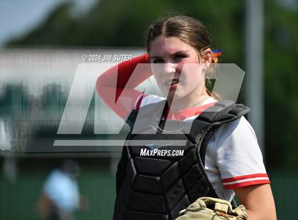 Thumbnail 3 in Columbus vs Hallettsville (UIL 3A Regional Final) Game 2 photogallery.