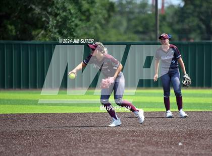 Thumbnail 2 in Columbus vs Hallettsville (UIL 3A Regional Final) Game 2 photogallery.