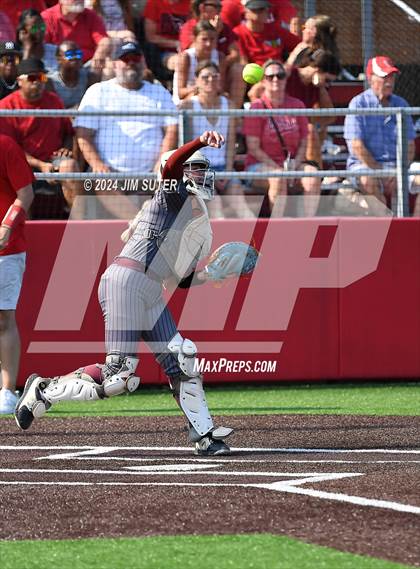 Thumbnail 3 in Columbus vs Hallettsville (UIL 3A Regional Final) Game 2 photogallery.