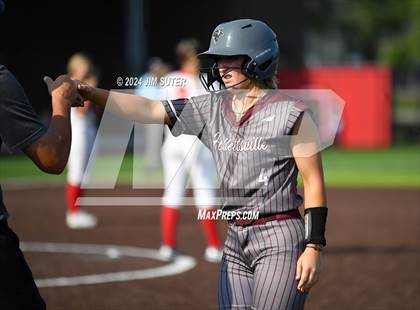 Thumbnail 1 in Columbus vs Hallettsville (UIL 3A Regional Final) Game 2 photogallery.