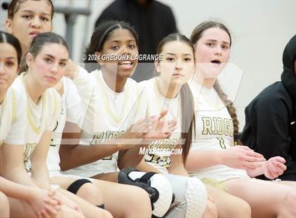 Thumbnail 3 in Ponder vs Fossil ridge photogallery.