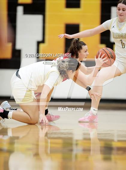 Thumbnail 1 in Ponder vs Fossil ridge photogallery.