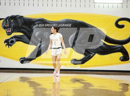 Thumbnail 3 in Ponder vs Fossil ridge photogallery.