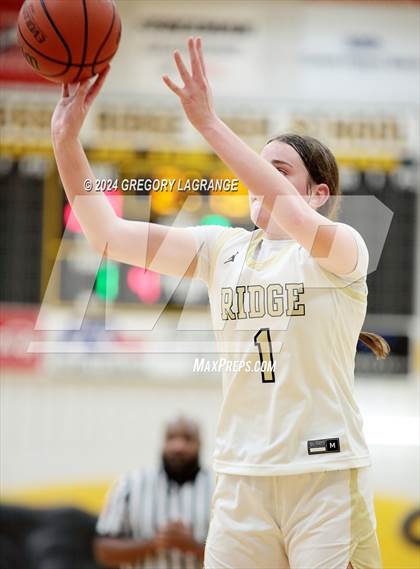 Thumbnail 2 in Ponder vs Fossil ridge photogallery.