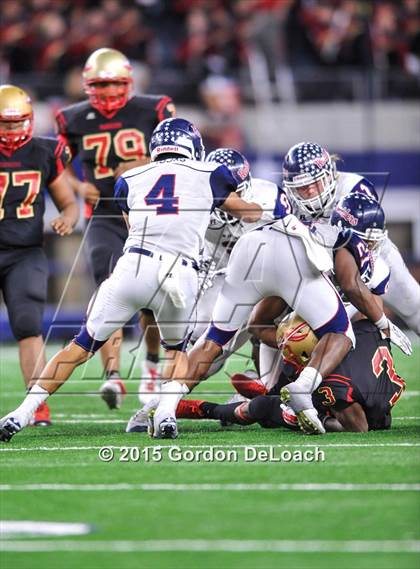 Thumbnail 2 in South Grand Prairie vs. Ryan (UIL 6A Area Playoff) photogallery.