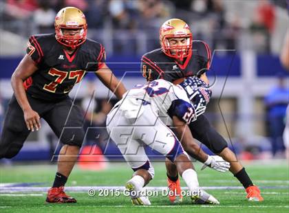 Thumbnail 3 in South Grand Prairie vs. Ryan (UIL 6A Area Playoff) photogallery.
