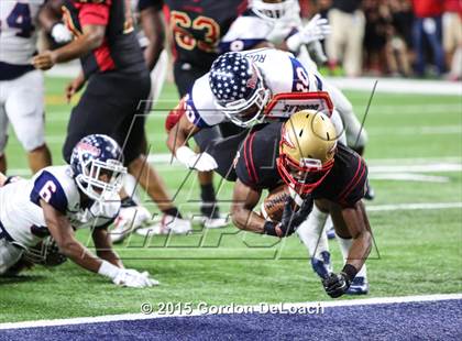 Thumbnail 3 in South Grand Prairie vs. Ryan (UIL 6A Area Playoff) photogallery.