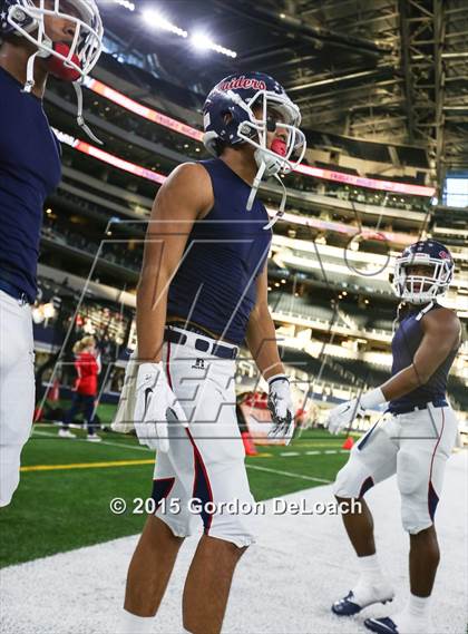 Thumbnail 2 in South Grand Prairie vs. Ryan (UIL 6A Area Playoff) photogallery.