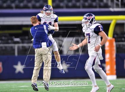 Thumbnail 2 in South Grand Prairie vs. Ryan (UIL 6A Area Playoff) photogallery.
