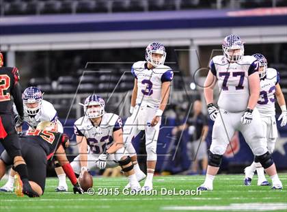 Thumbnail 2 in South Grand Prairie vs. Ryan (UIL 6A Area Playoff) photogallery.