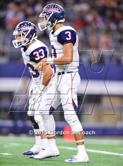 Thumbnail 1 in South Grand Prairie vs. Ryan (UIL 6A Area Playoff) photogallery.