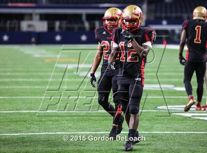 Thumbnail 3 in South Grand Prairie vs. Ryan (UIL 6A Area Playoff) photogallery.