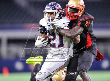 Thumbnail 3 in South Grand Prairie vs. Ryan (UIL 6A Area Playoff) photogallery.
